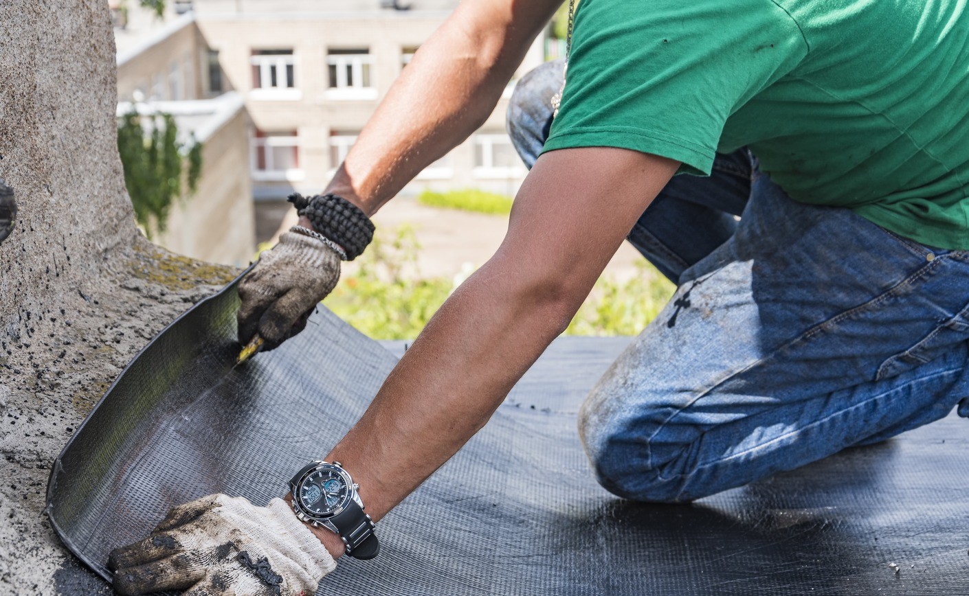 Renowacja balkonu: od uszczelnienia do fugi